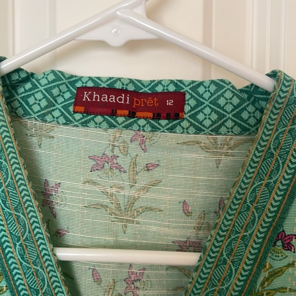 Pakistani Indian printed kurta from khaadi pret with lace. - Picture 2 of 8